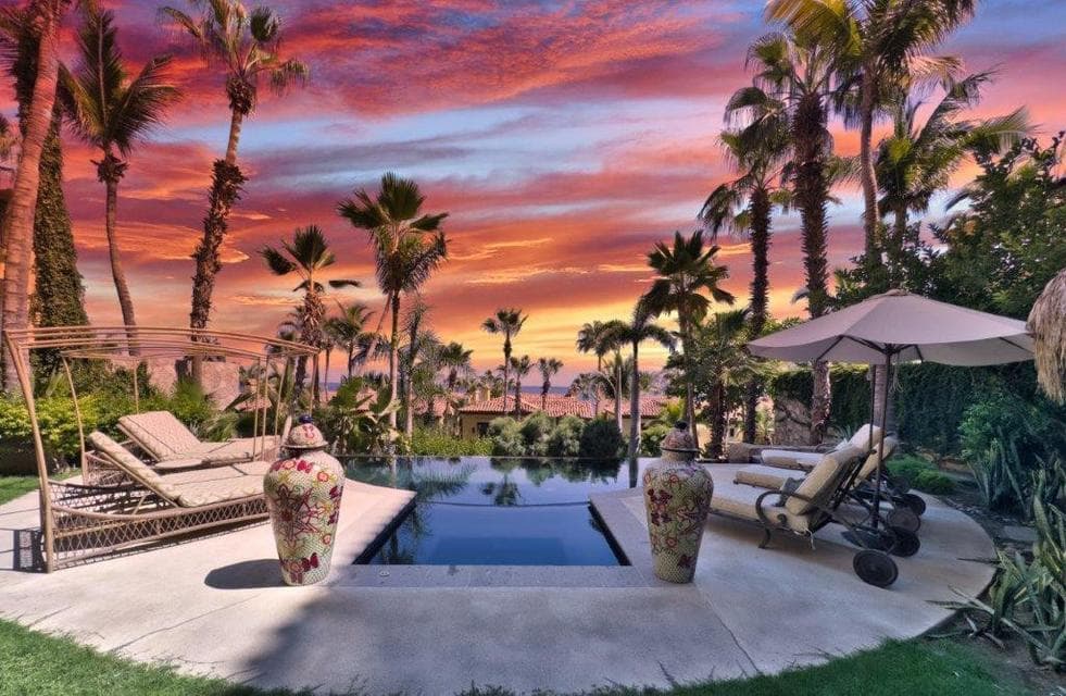 Hacienda Beach Club