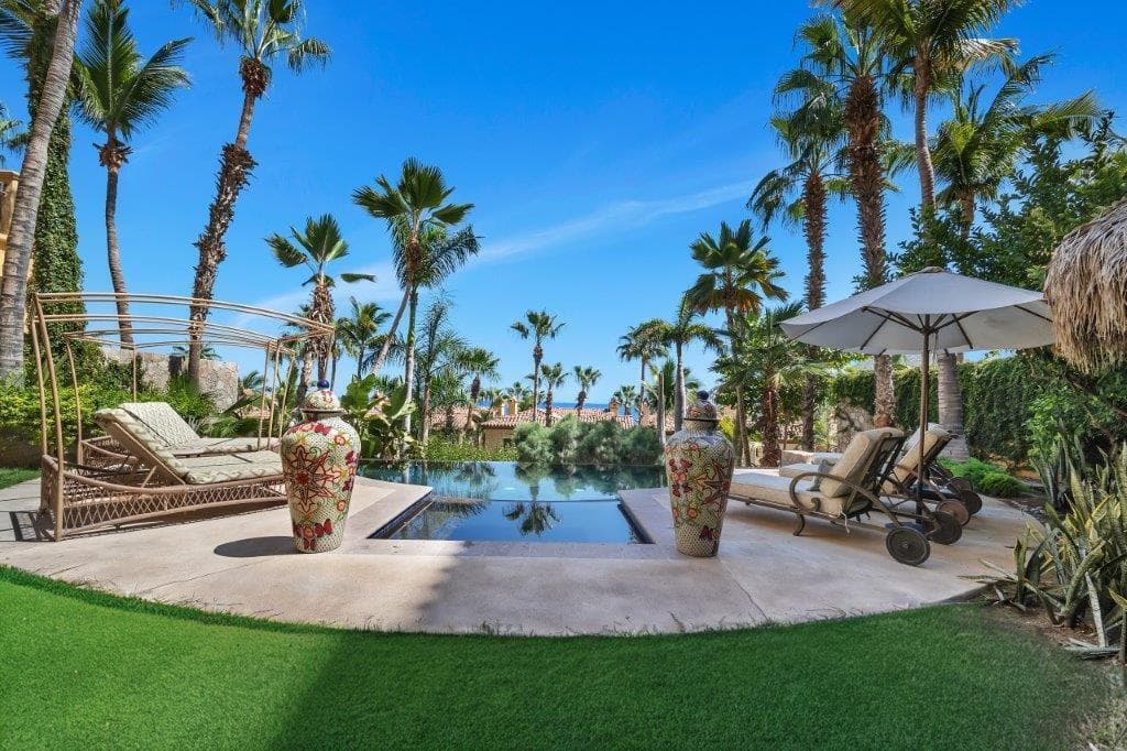 Hacienda Beach Club