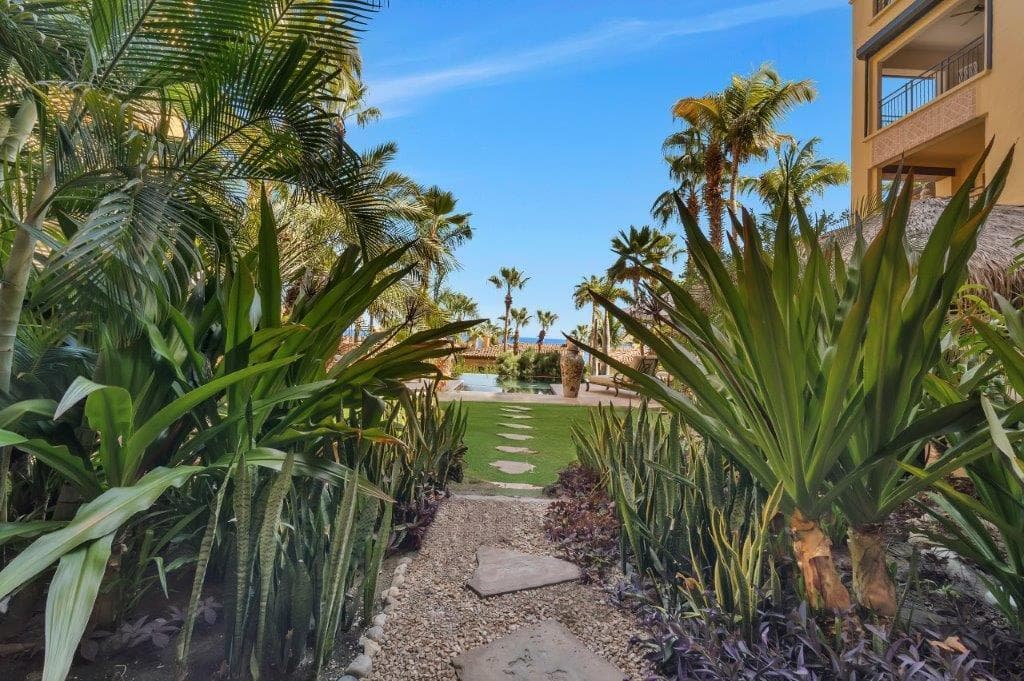 Hacienda Beach Club