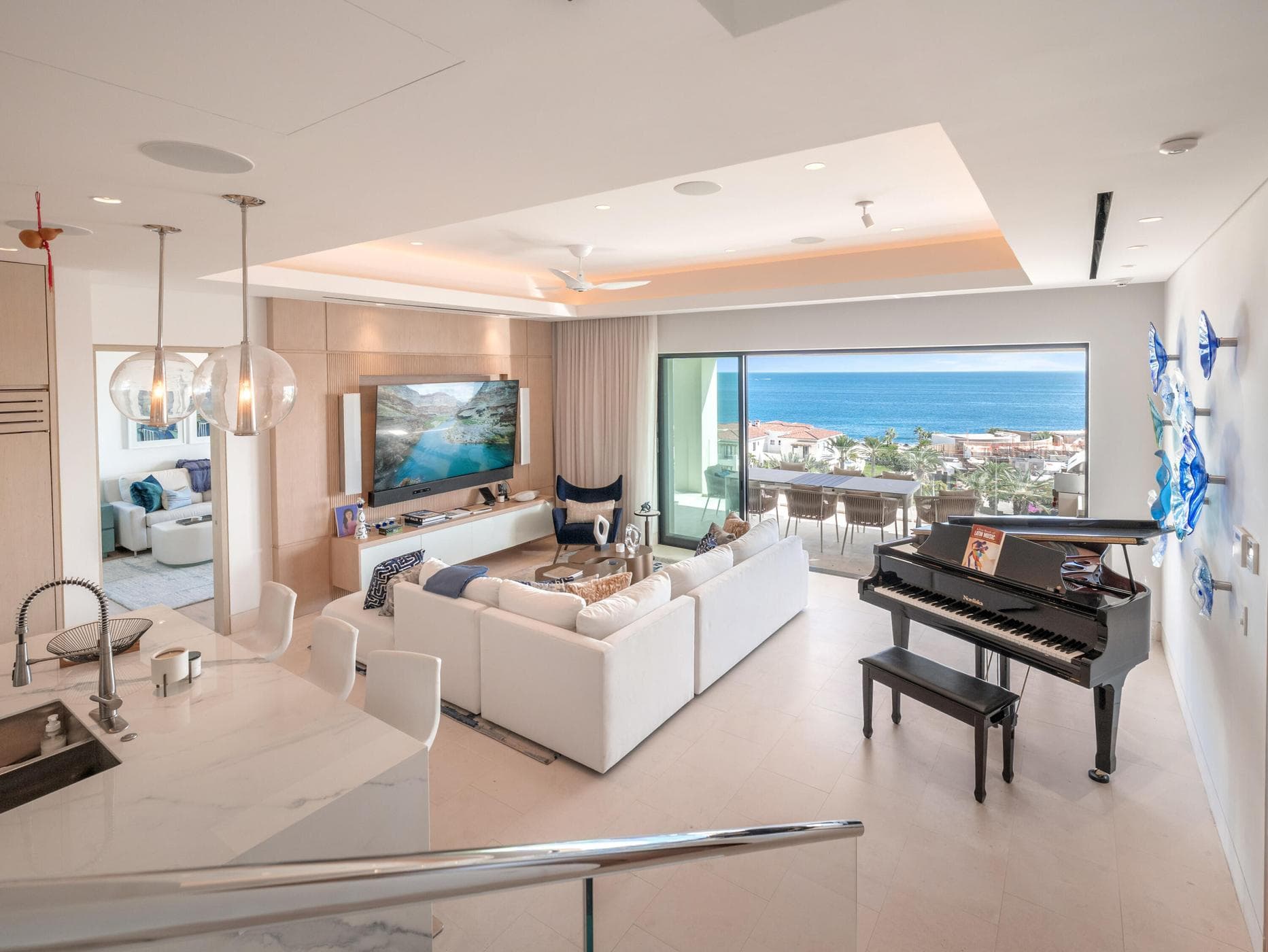 Cove Club