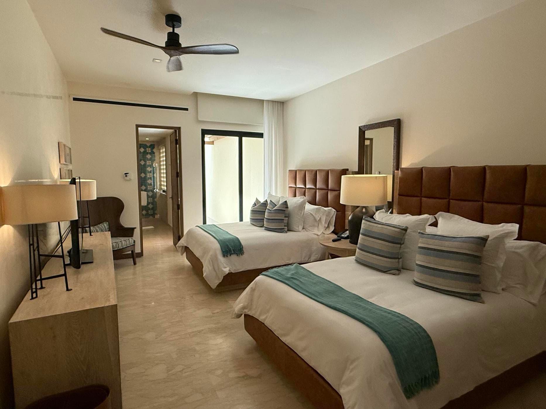 Chileno Bay Residences