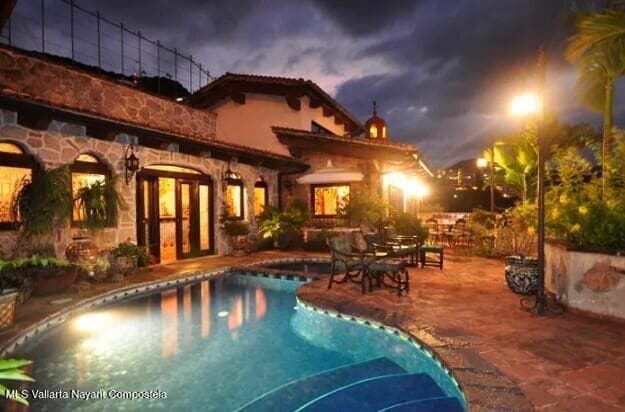 VILLAS BANDERAS PH