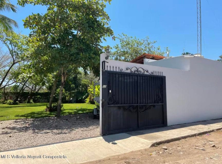 Casa Mangos, Lo de Marcos