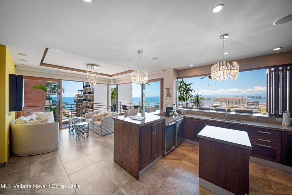 Residences by Pinnacle