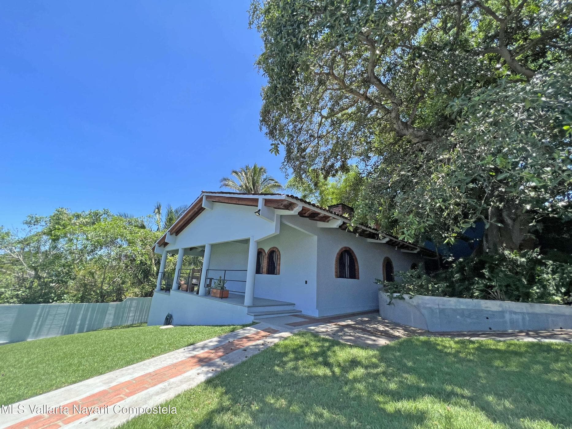 CASA ROBERTO