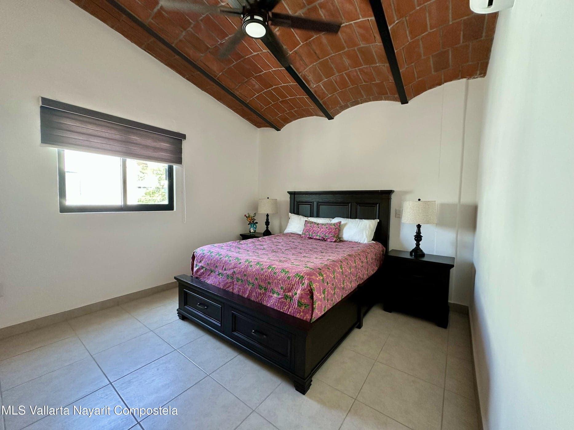 Casa Arbol