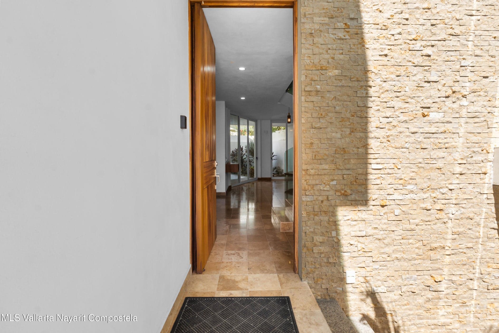 CASA LAS BRISAS EL TIZATE