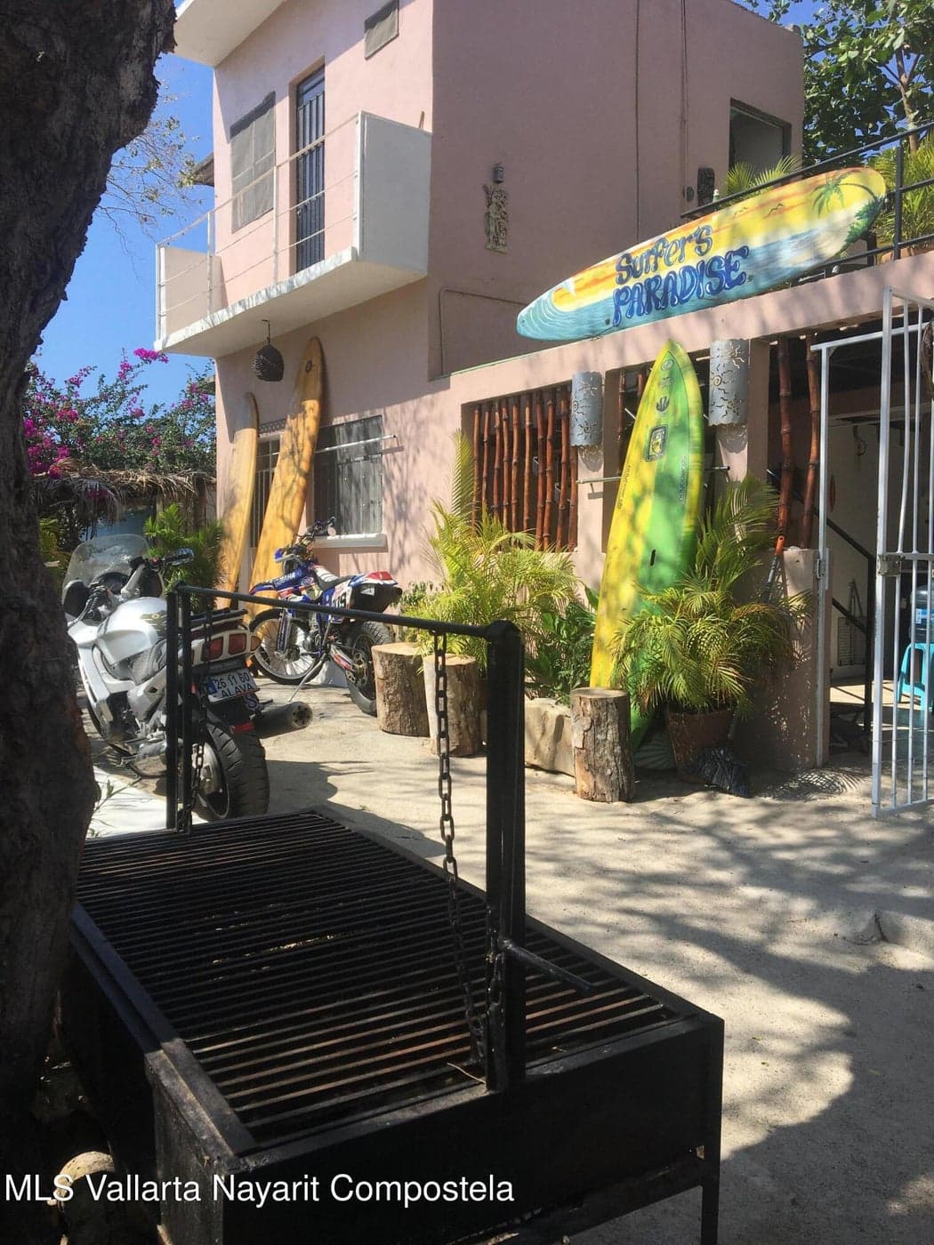 Casa Dorado