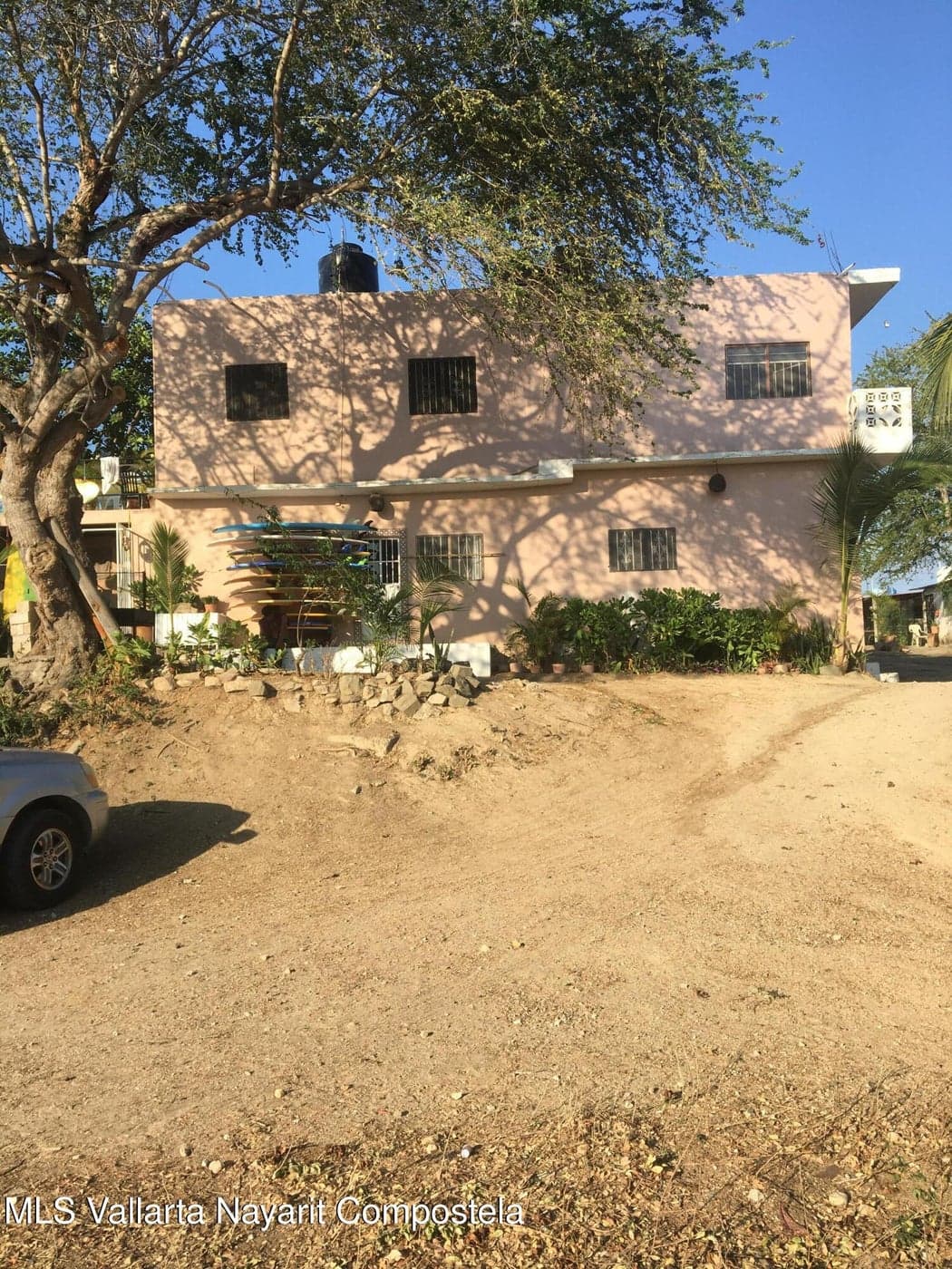 Casa Dorado