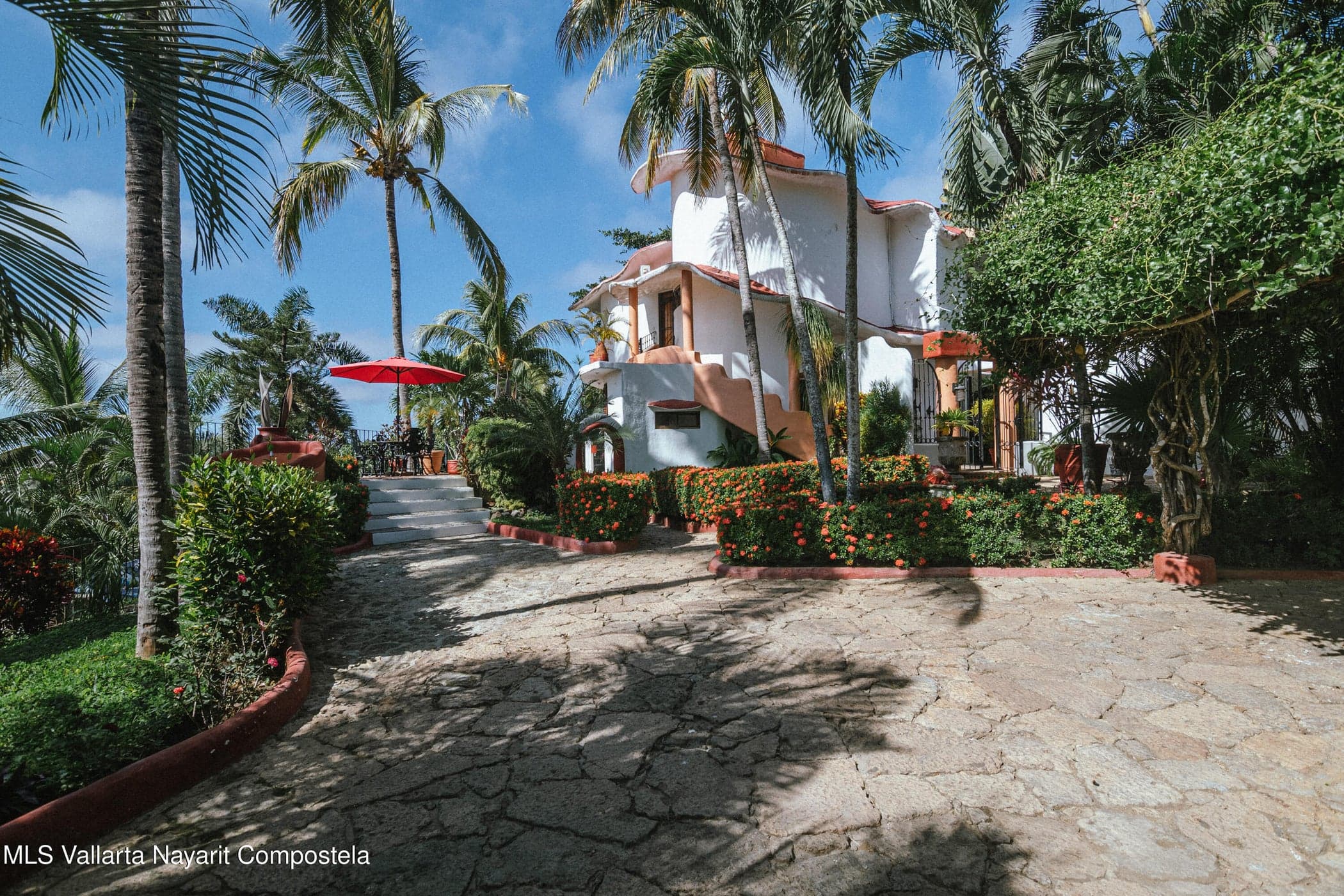 Casa Caracol Estate