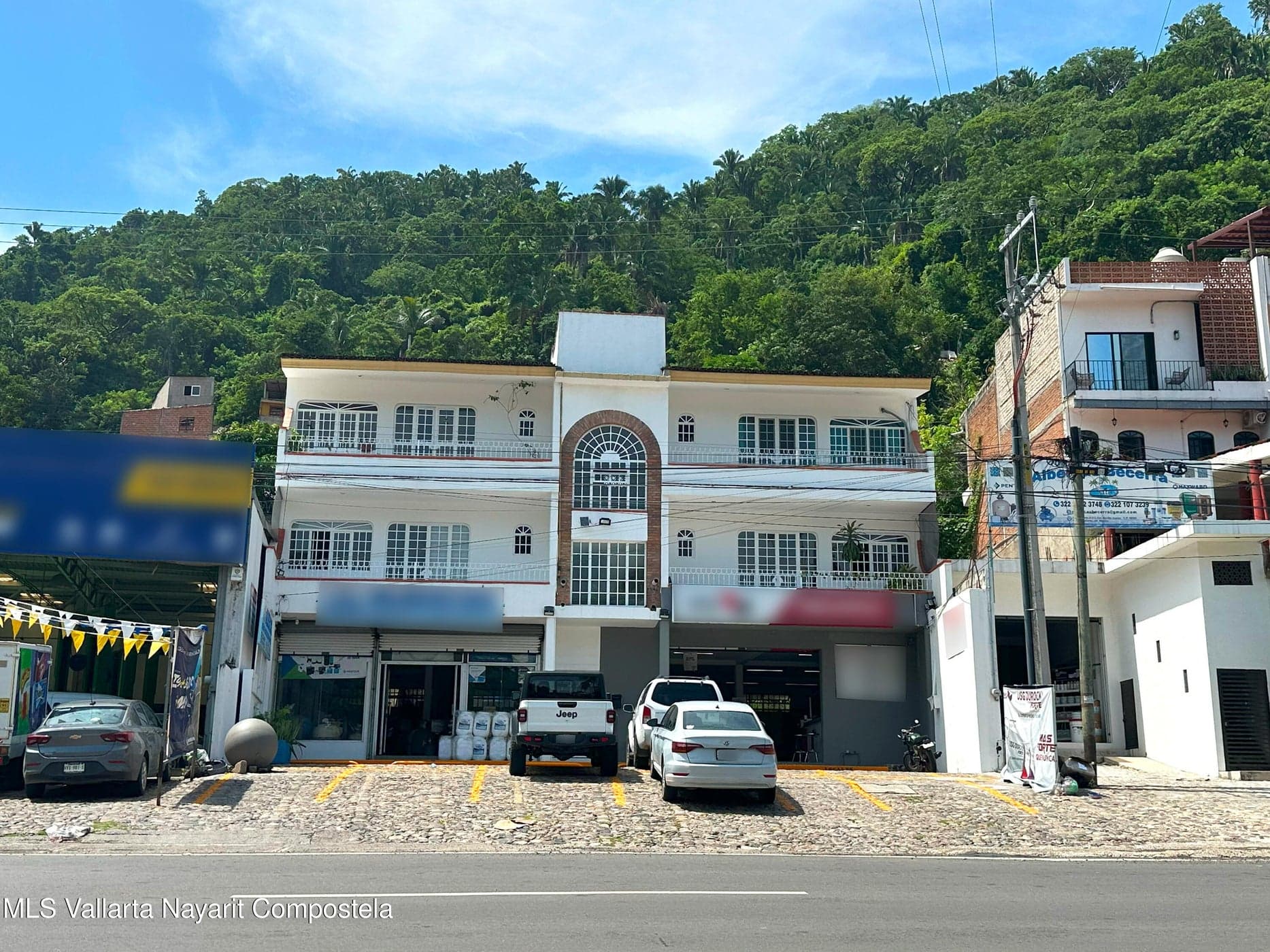 Libramiento Building