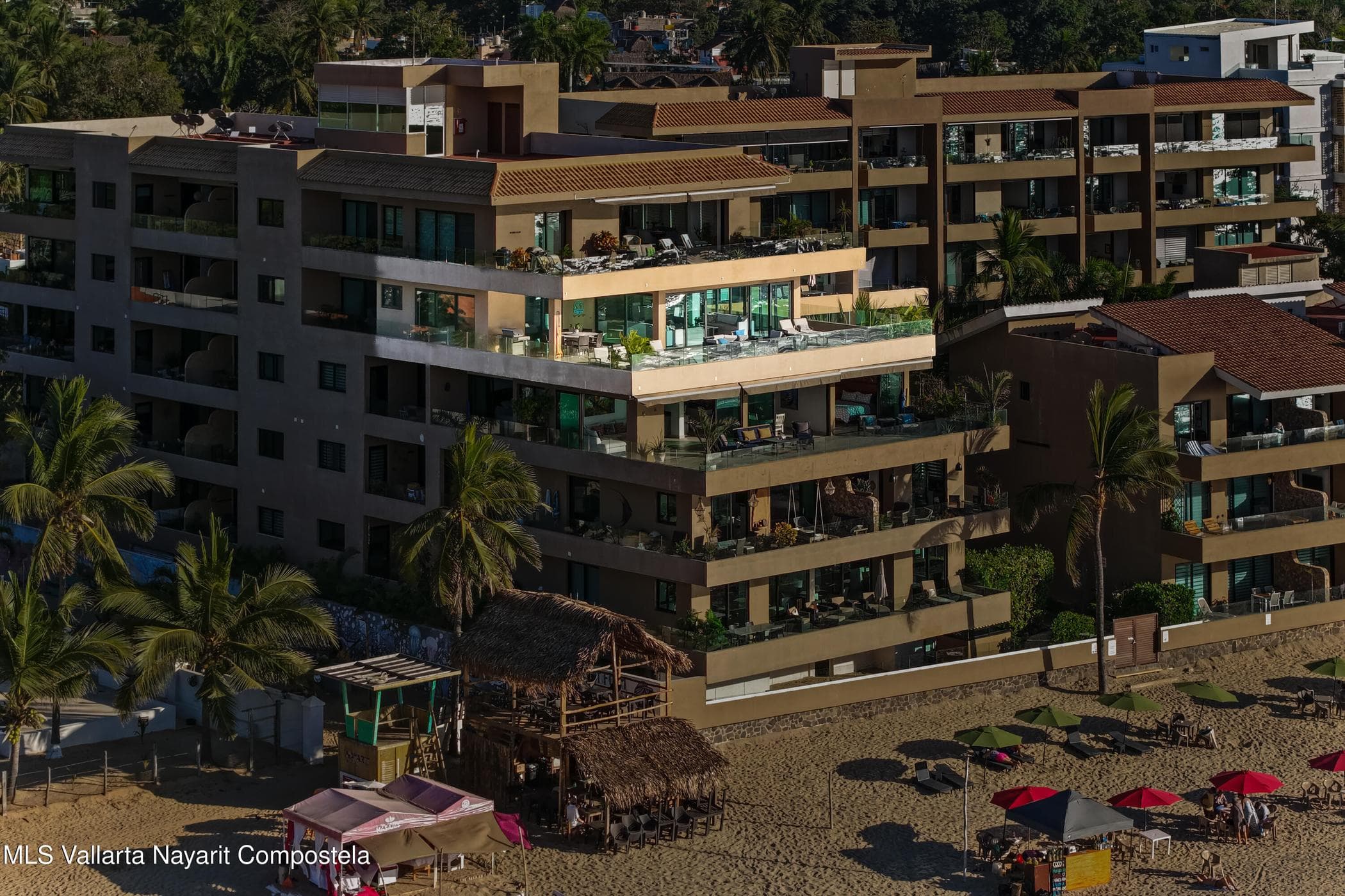 Condo Sunset Beachfront