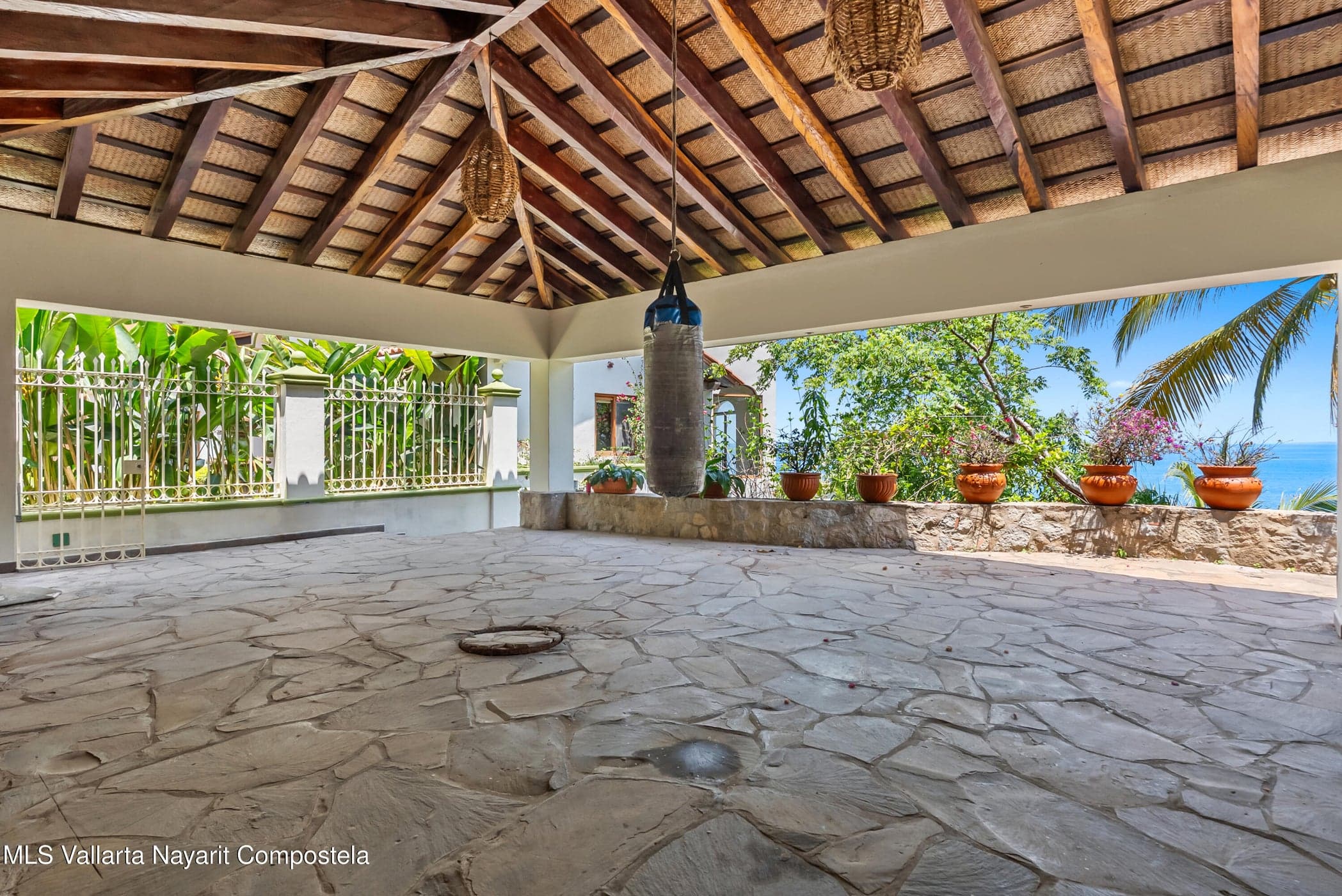Villa Oceana y Terreno