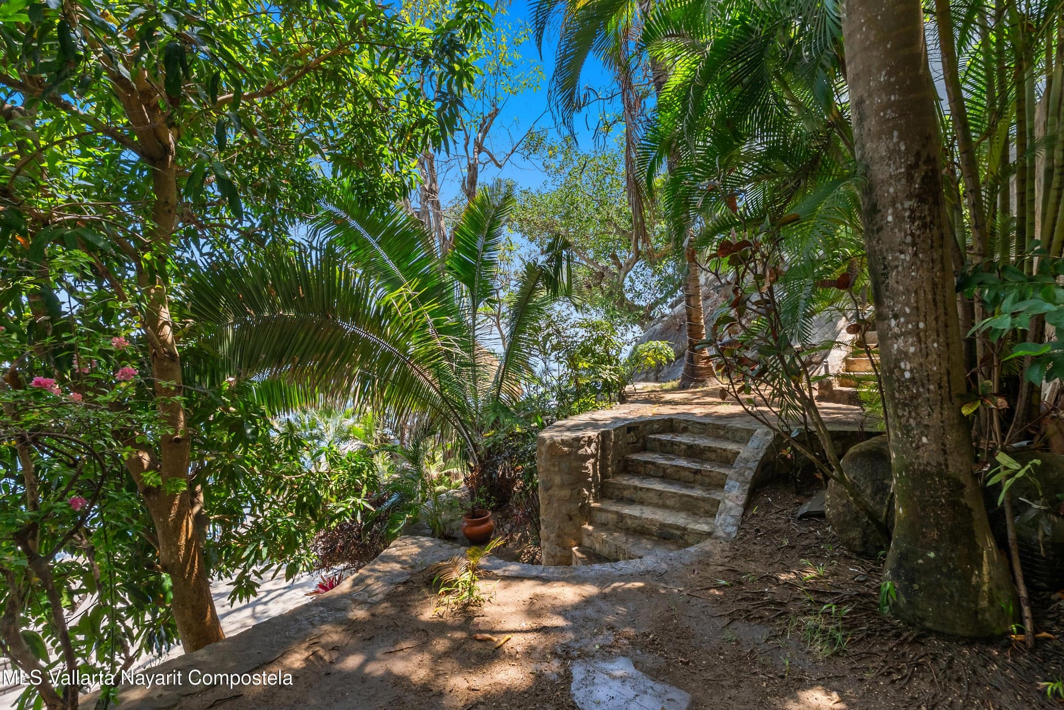 Villa Oceana y Terreno