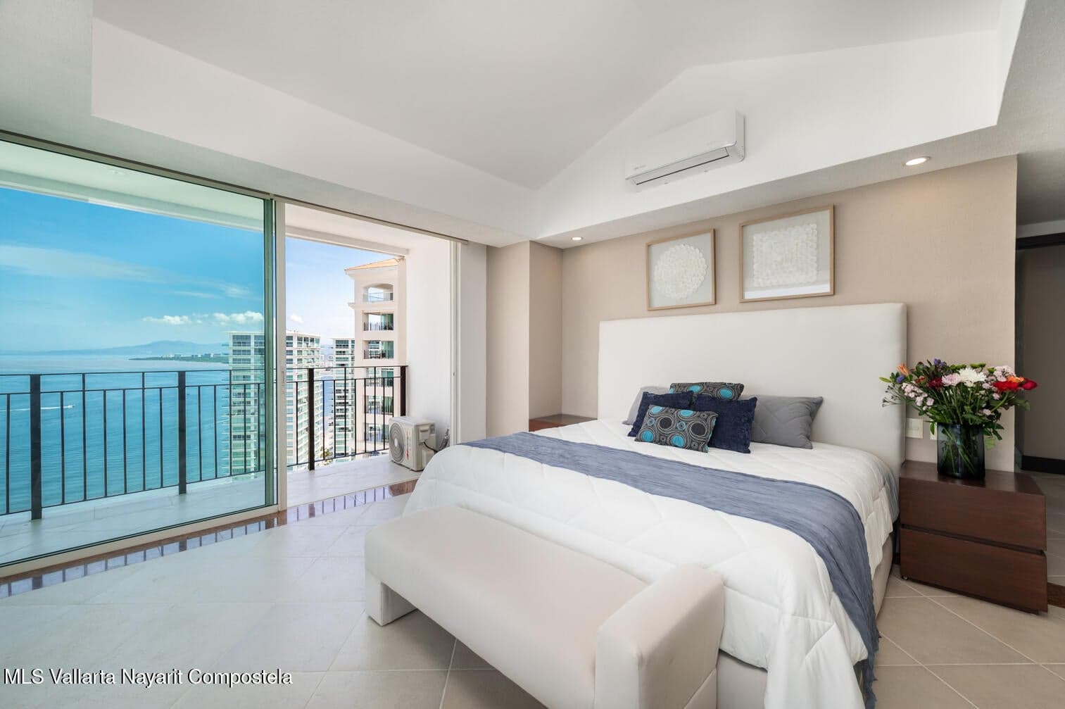 Grand Venetian 2501-T 1000