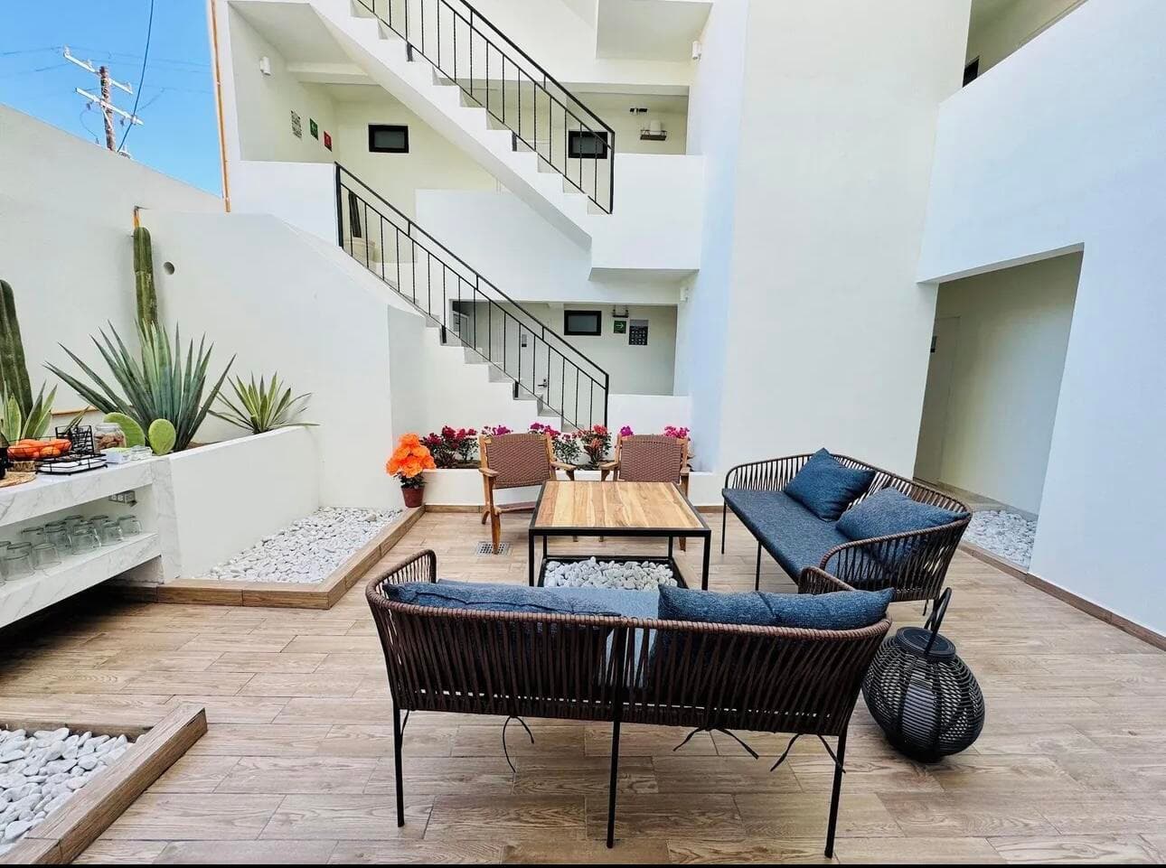 Hotel Colmena