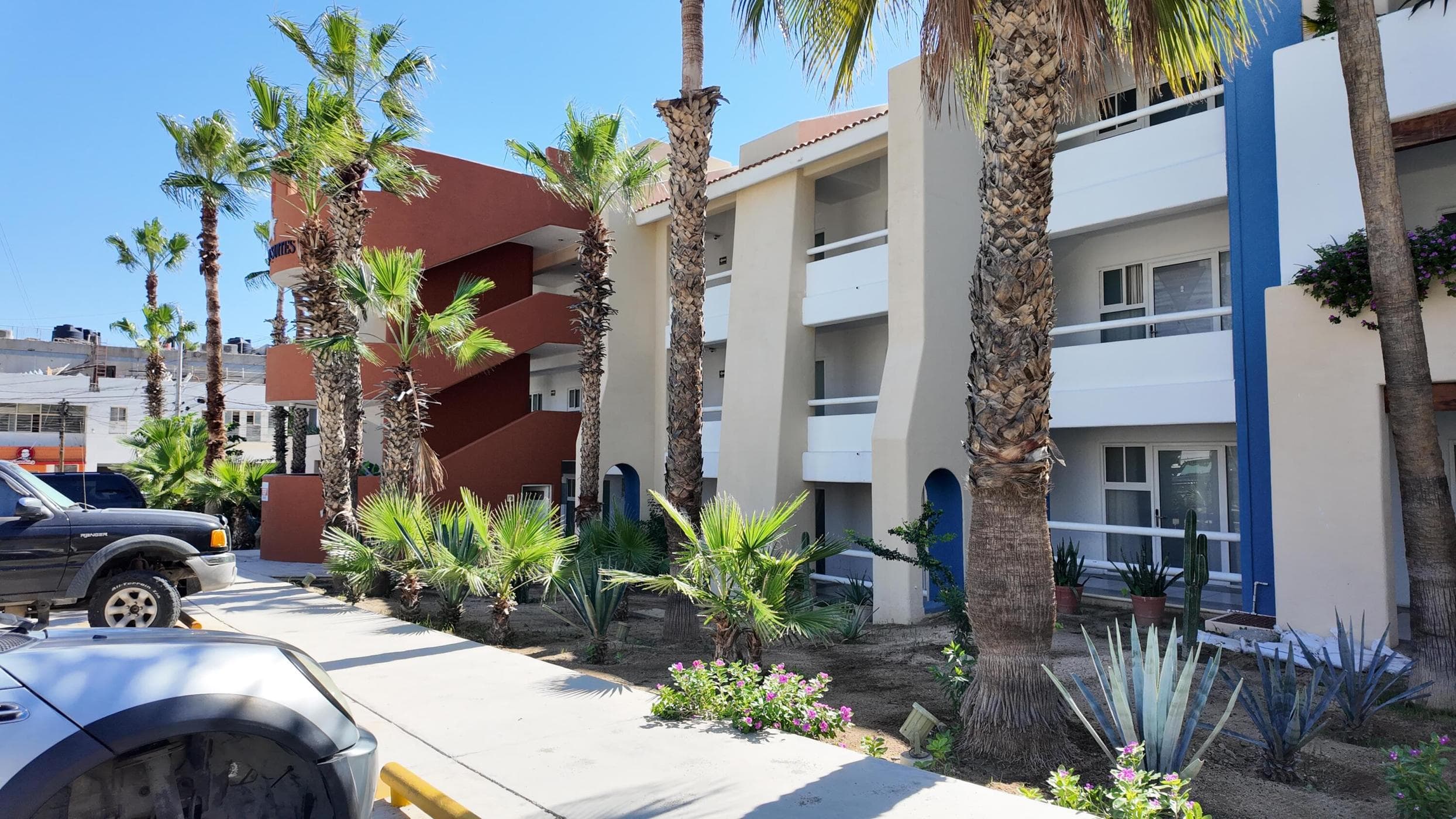 Cabo Suites