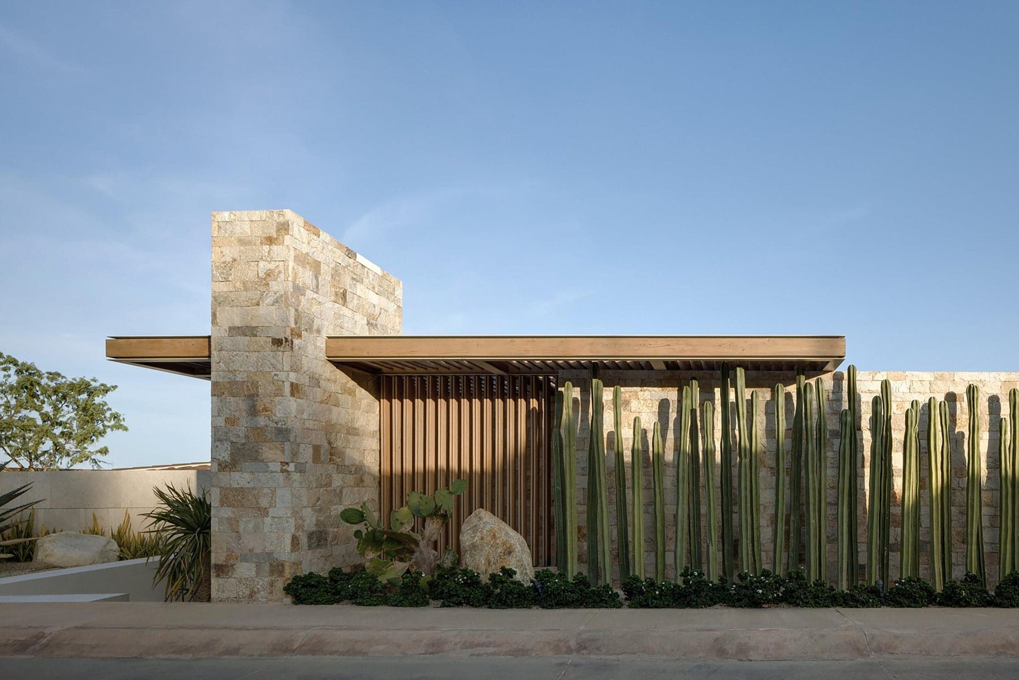 The Nivel Estate
