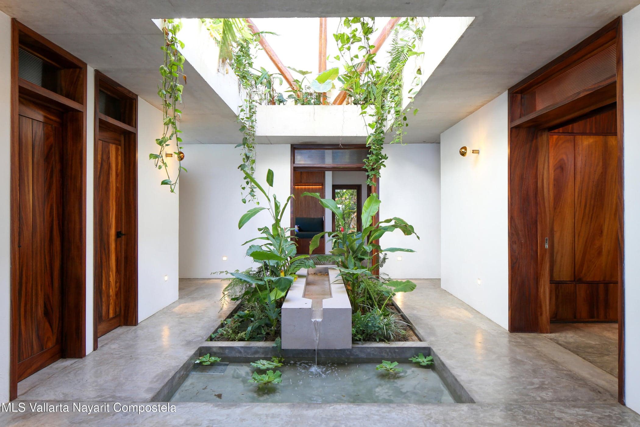 CASA MIRLO