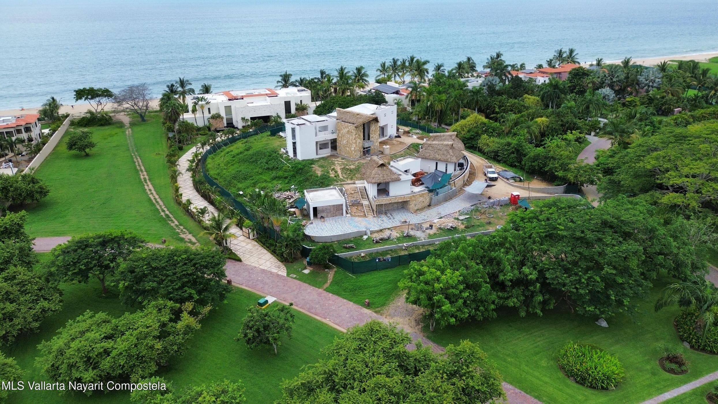 Villa Nayar