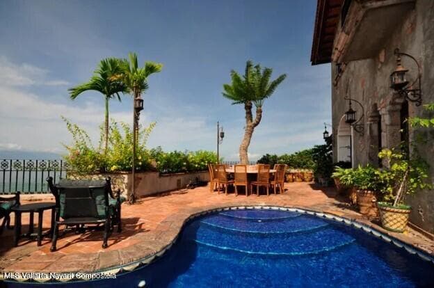 VILLAS BANDERAS PH