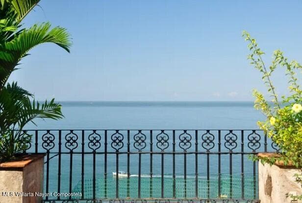VILLAS BANDERAS PH