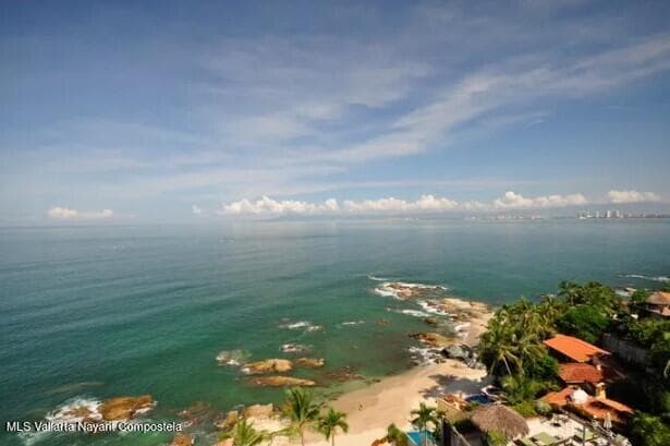 VILLAS BANDERAS PH