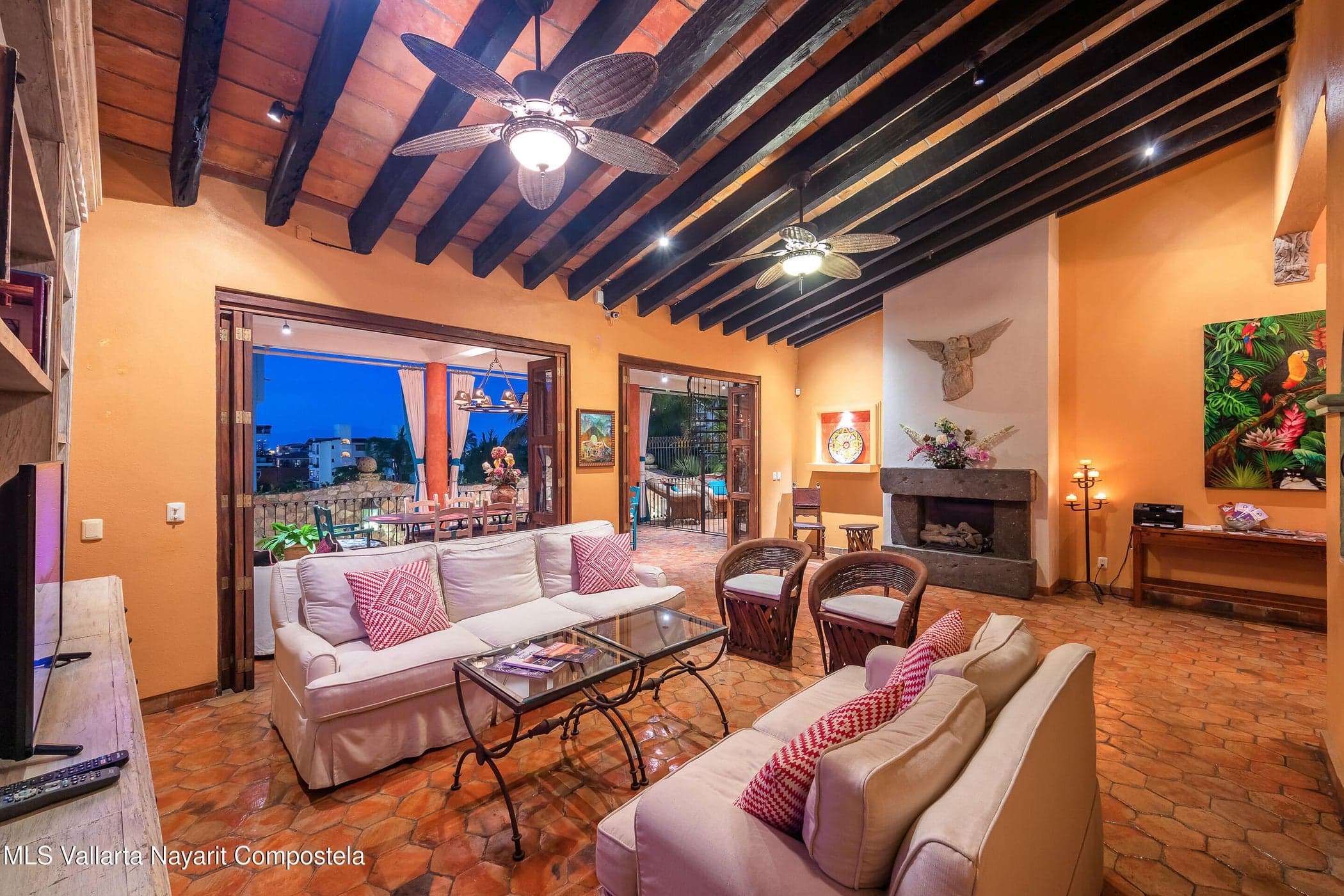Villa Lola