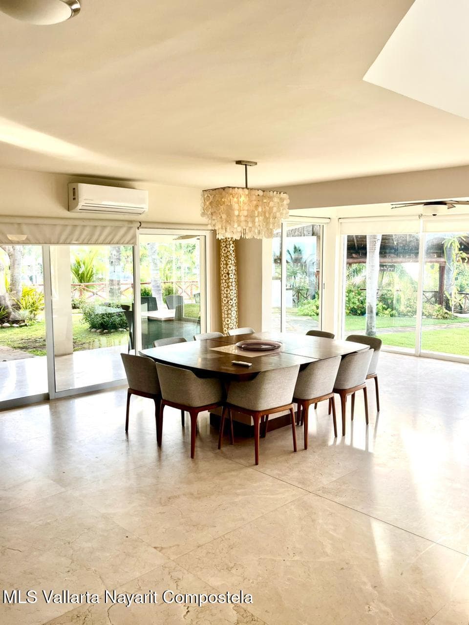 Villa 75