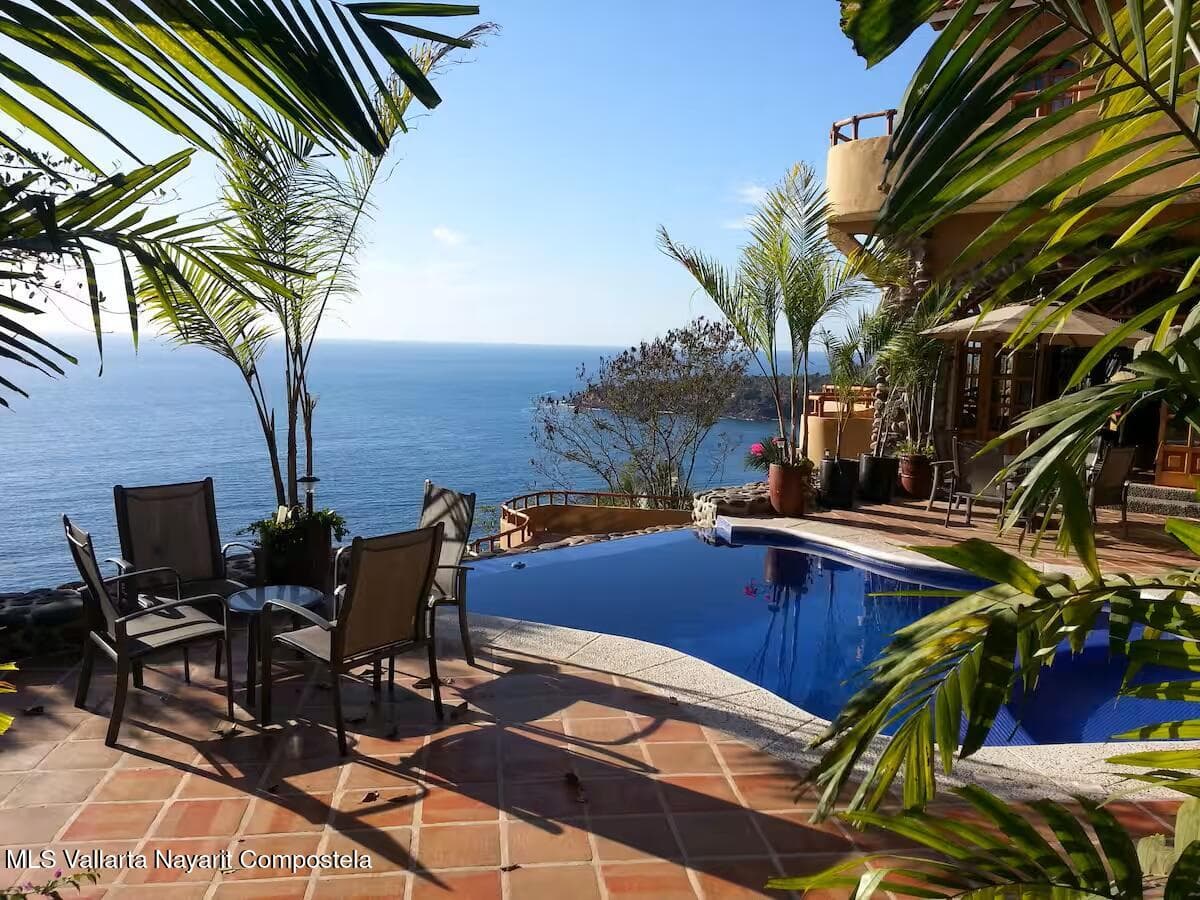 Villa Carolyna