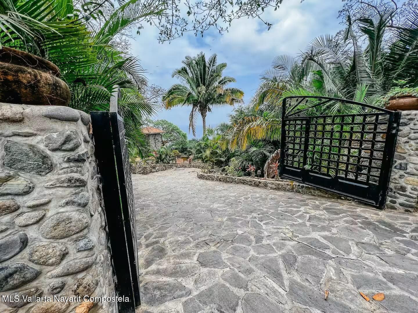 Villa Carolyna