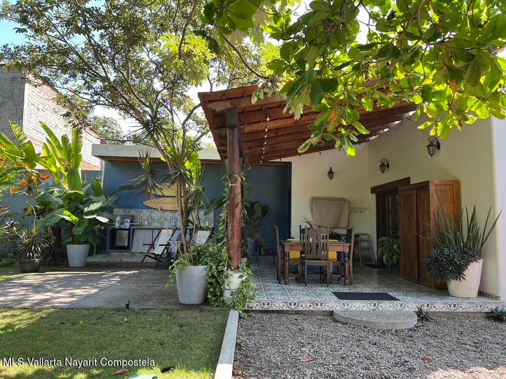 Casa Mangos, Lo de Marcos
