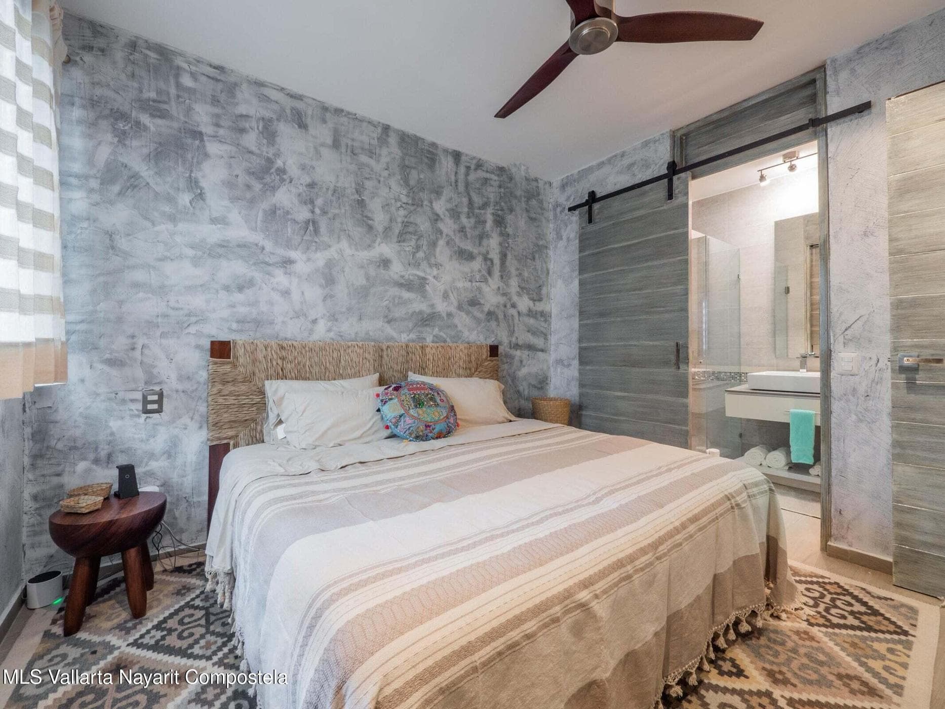 Loft 268 707/706