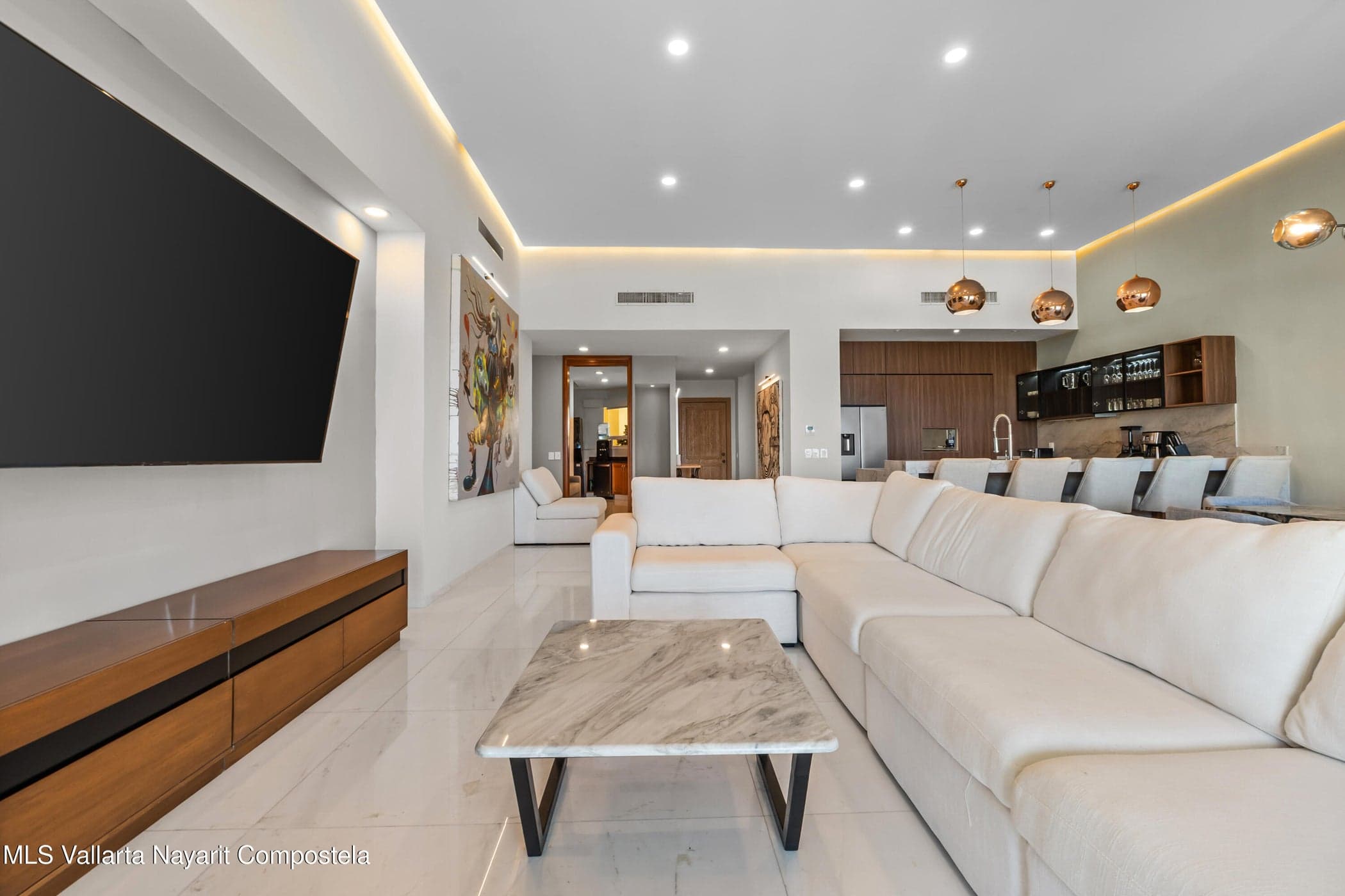 BAY VIEW GRAND
